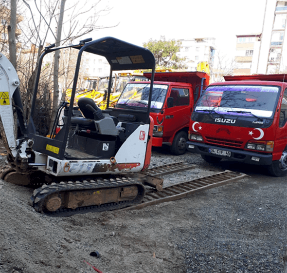 İstanbul Kiralık EKskavatör Mini Kepçe Bobcat ve JCB Makinaları